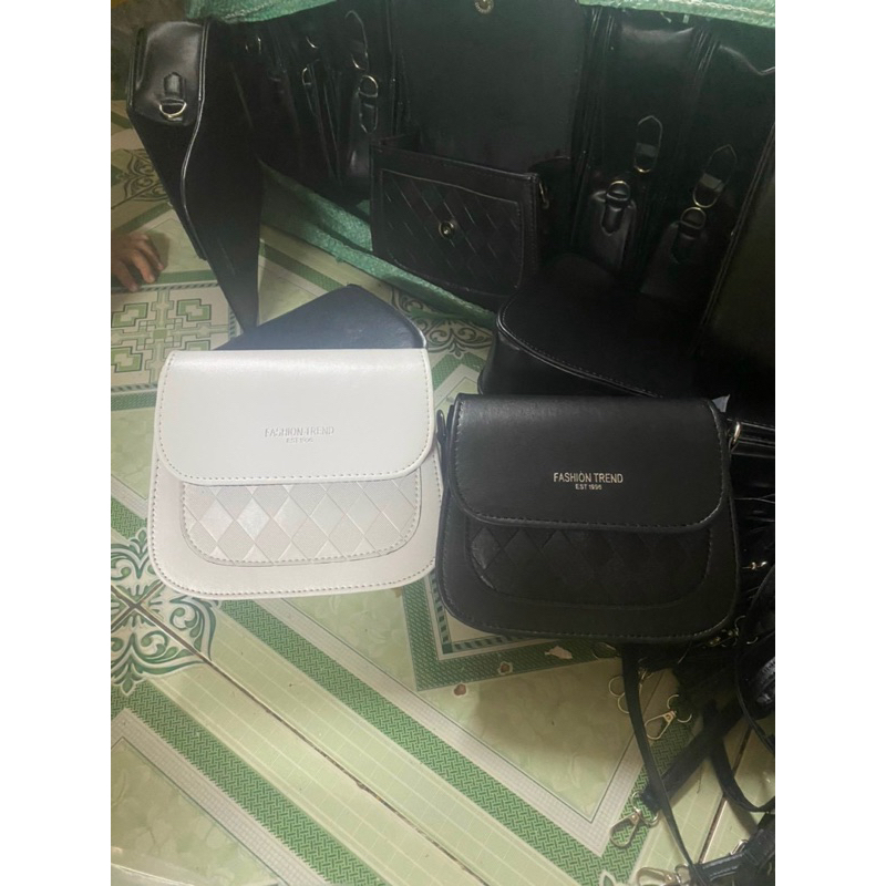 Túi Xách Nữ Túi Đeo Chéo Giá Rẻ Dáng Bầu In Trám Caro Phong Cách Hàn Quốc QG Store