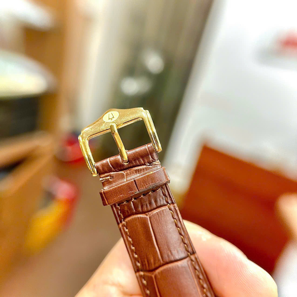 Đồng Hồ Nam Bulova Gold Dial Kính Cong Dây Da , Máy Automatic , Size 42mm