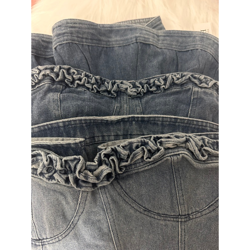 ÁO QUÂY JEAN CÚP NGỰC XOẮN BÈO XOÈ