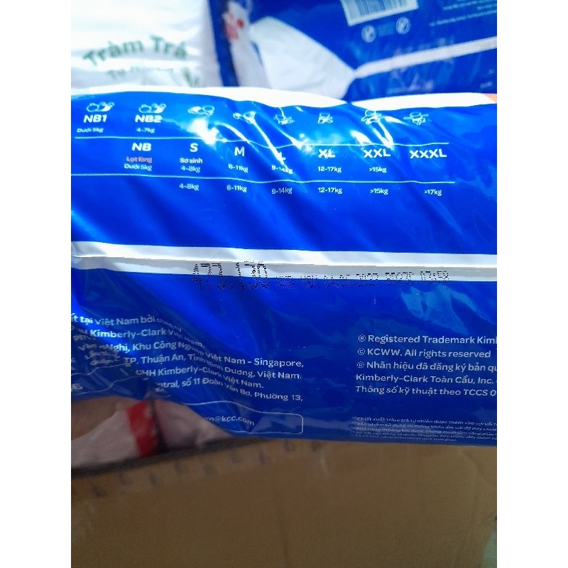 BỈM QUẦN HUGGIES TRÀM TRÀ XXL 62 MIẾNG