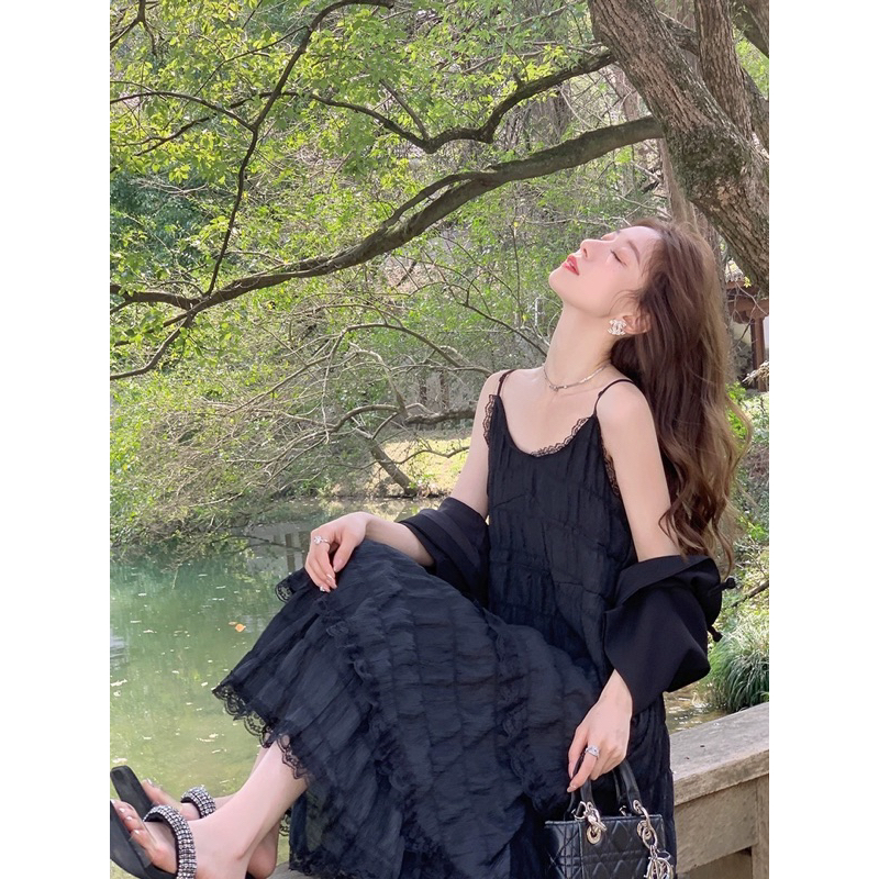 Có Sẵn🖤 Đầm hai dây maxi màu đen 𝐋𝐀𝐋𝐀𝐃𝐔𝐃𝐔 xoè 3 tầng năng động dễ thương/ Váy babydoll vải voan mềm vibe