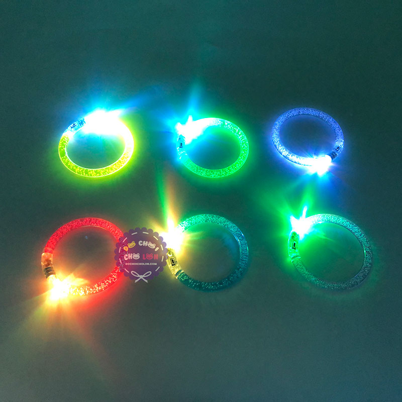 Vòng đeo tay có đèn led phát sáng nhiều màu