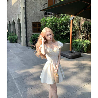 ĐẦM GẤM CỔ U ĐÍNH NGỌC