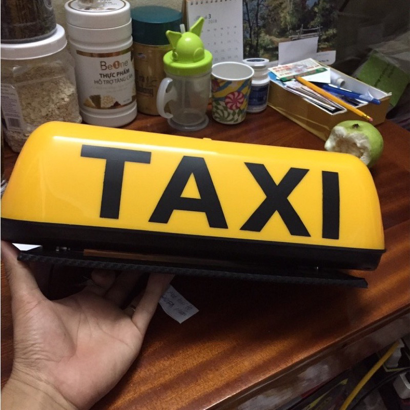 Mào TAXI đế nam châm 2 màu vàng và trắng