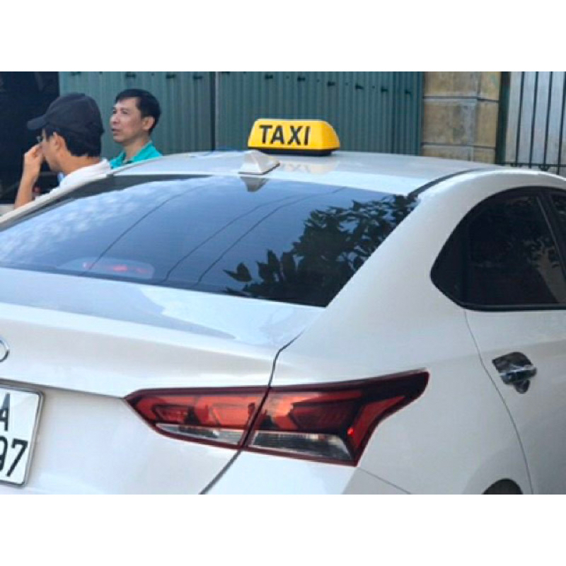 Mào TAXI đế nam châm 2 màu vàng và trắng