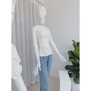[6SIX closet] Áo Maya cúp ngực xẻ bên