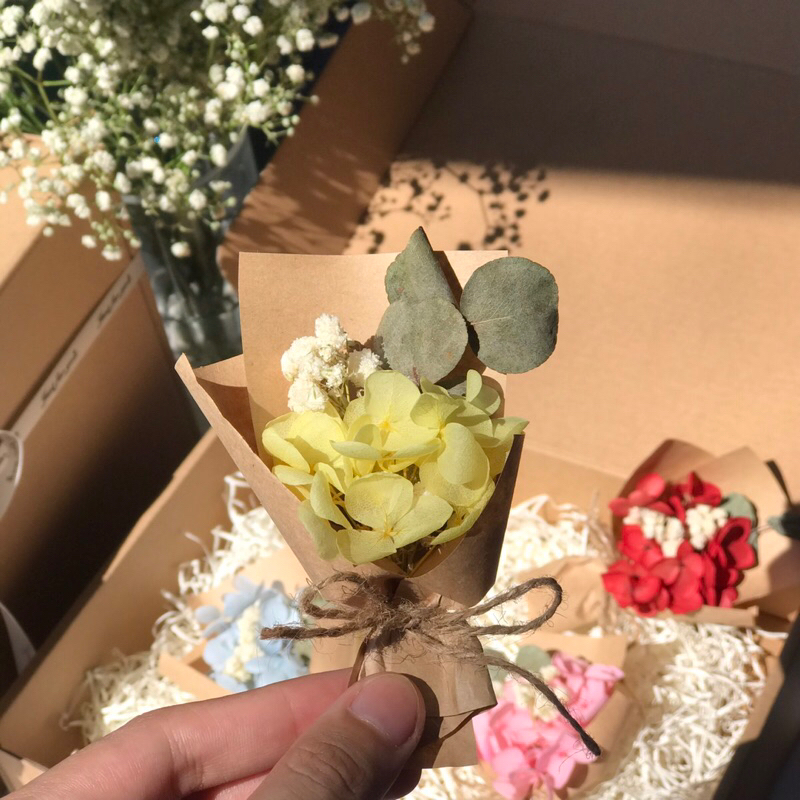 Bó hoa khô mini kraft trang trí hộp quà handmade by Mihalen