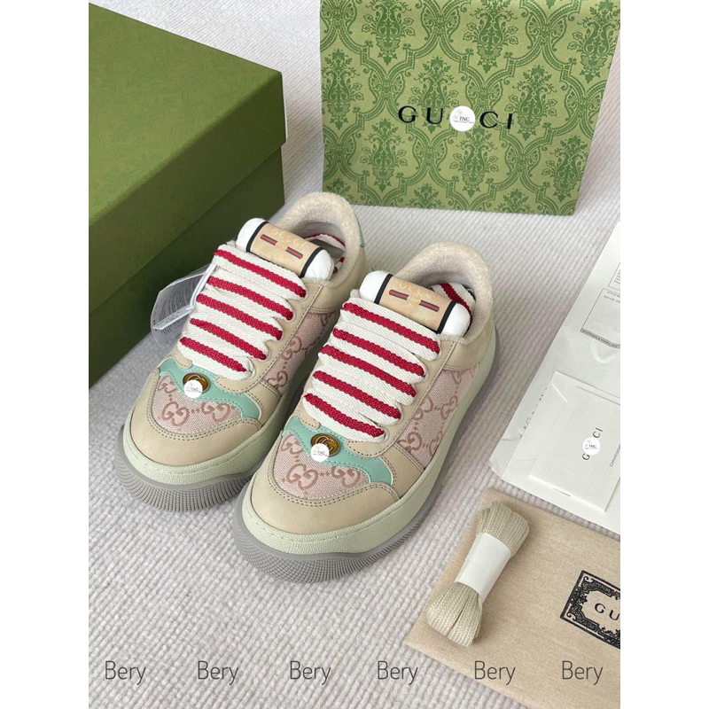 Giày thể thao hiệu Gu cii mới nhất