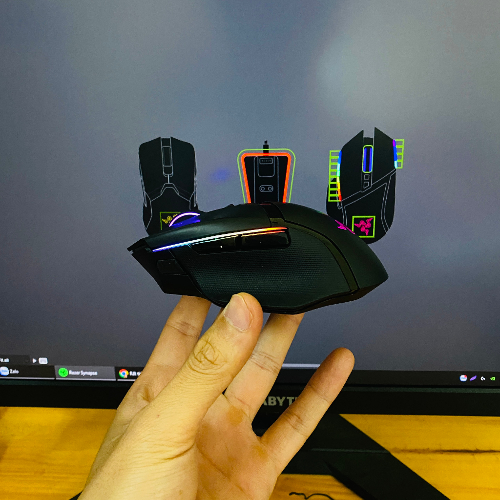 Chuột công thái học Razer Basilisk Ultimate - Kèm Dock Sạc- Bảo hành chính hãng 12 tháng