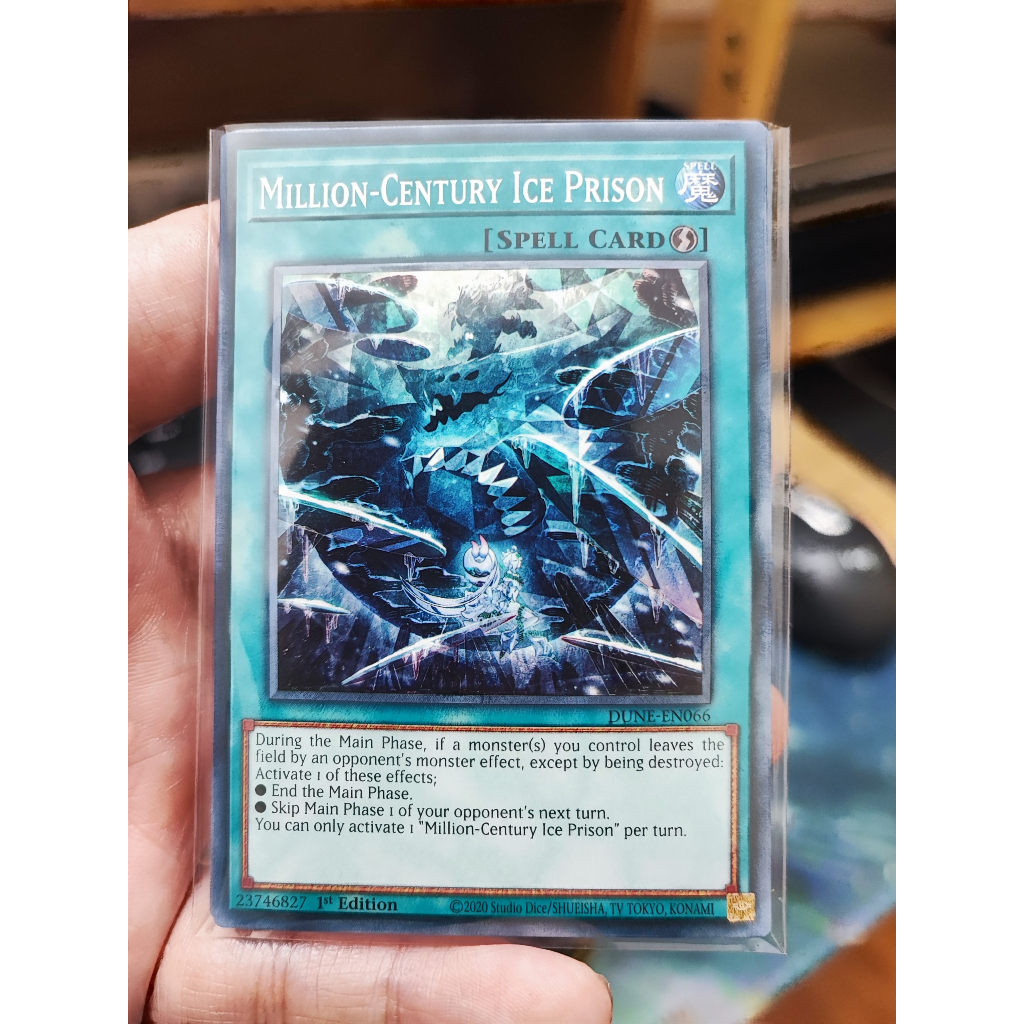 1 lá thẻ bài Million-Century Ice Prison - DUNE-EN066 - Common 1st Edition