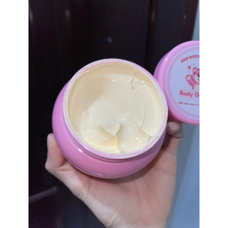 Kem body Gấu Dâu 200gram