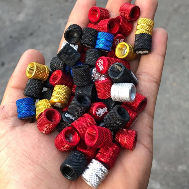 "Cặp Cao su Màu+ nắp Van vòi gắn Xe máy , Oto"