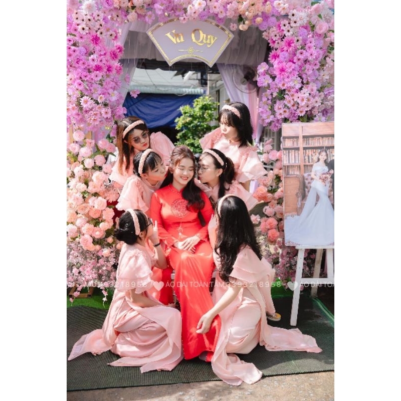 Cho thuê áo dài bê tráp chỉ 90k