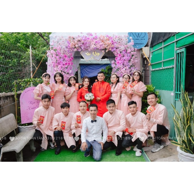 Cho thuê áo dài bê tráp chỉ 90k