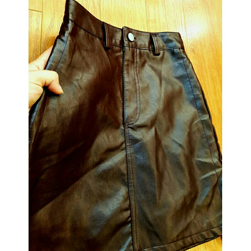 Chân váy da màu nâu sz XS