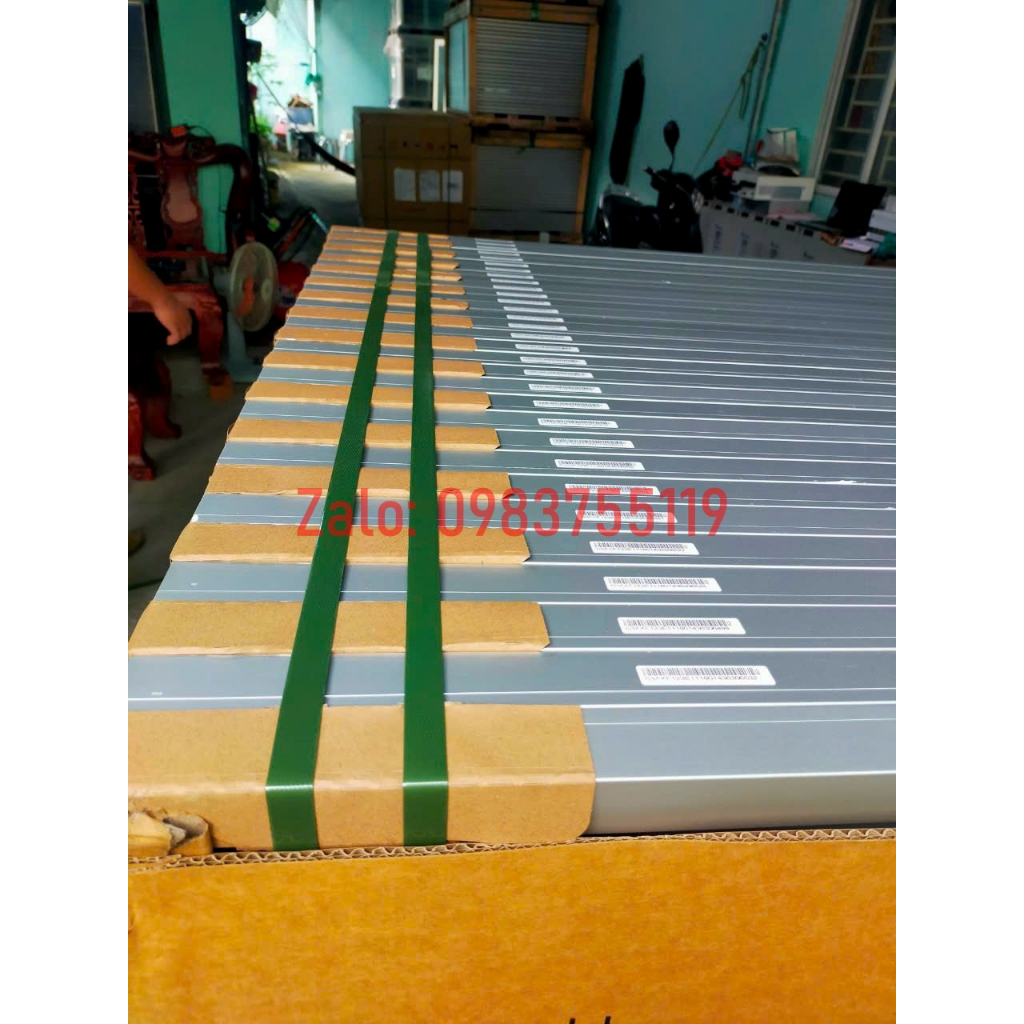 Tấm pin năng lượng Jinko 555W