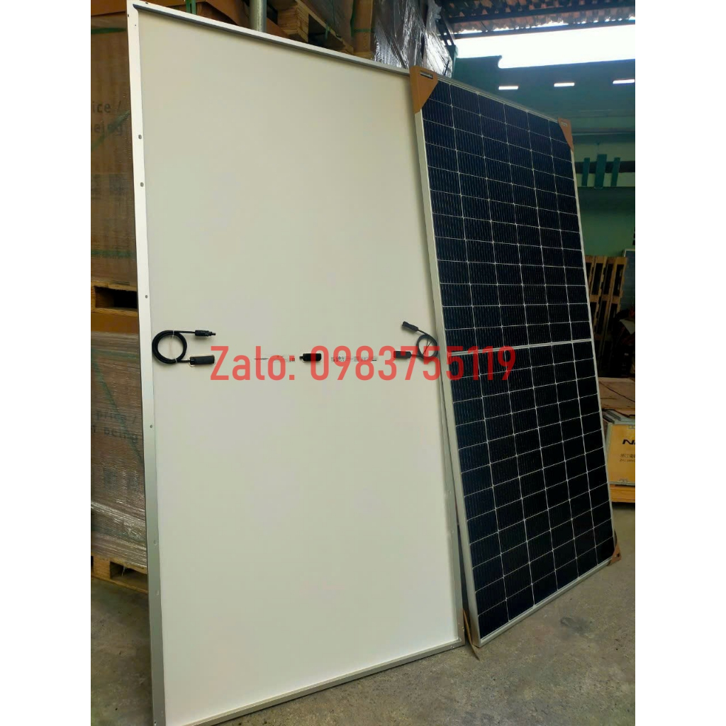 Tấm pin năng lượng Jinko 555W