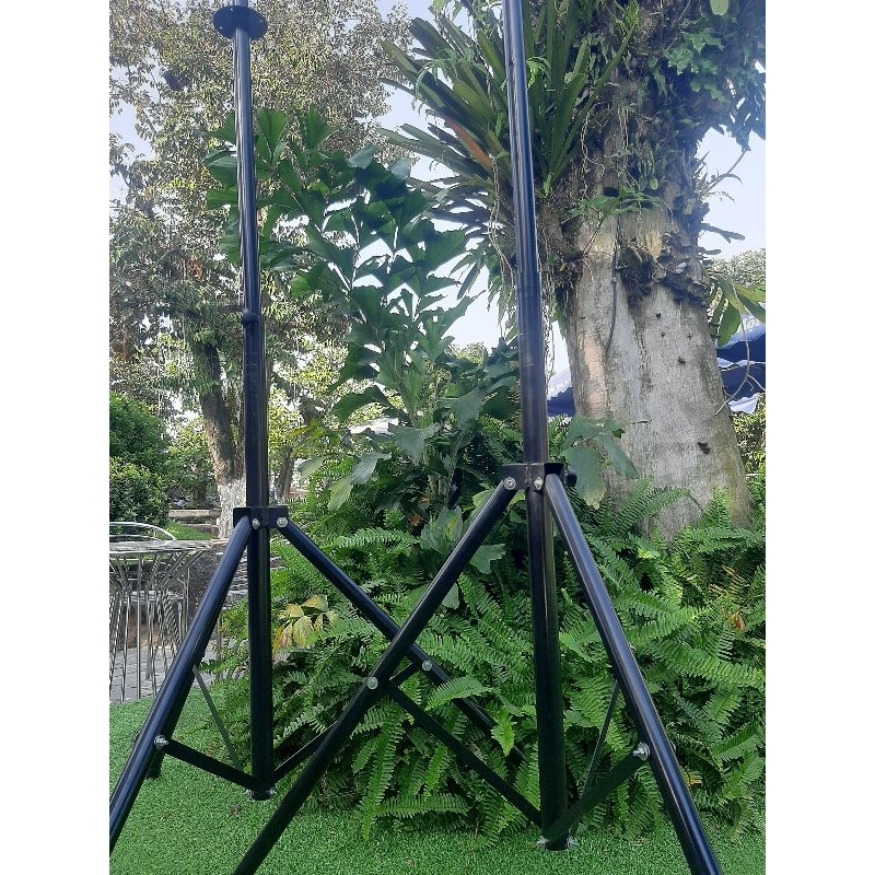 Chân loa 190k/ 1 chân,cao 1m9,3 chân dài 88cm,chịu lực 90kg/ chân,nặng 4kg