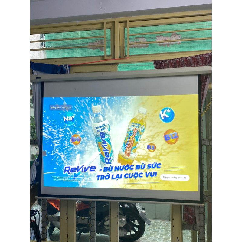 Máy chiếu hội trường lớn Panasonic PT-DZ680