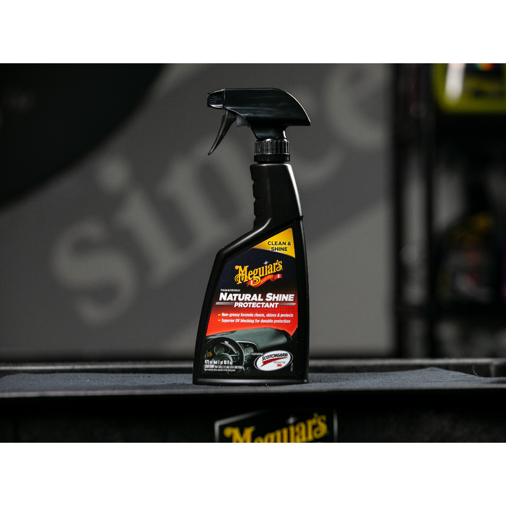 Meguiar's Dưỡng đen nhựa, cao su nội thất - độ bóng tự nhiên - Natural Shine Vinyl & Rubber Protectant - G4116, 473 ml