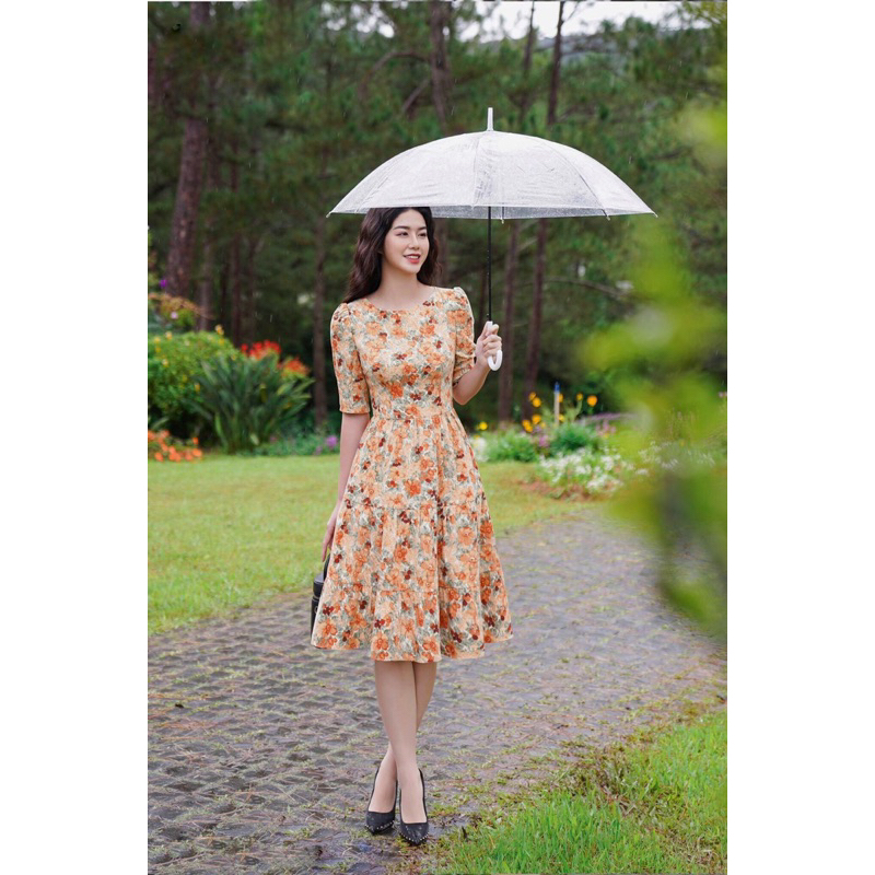 VÁY NHUNG TĂM HOA ĐUÔI CÁ XOÈ NHẸ NHÀNG NỮ TÍNH HOT NHẤT NĂM