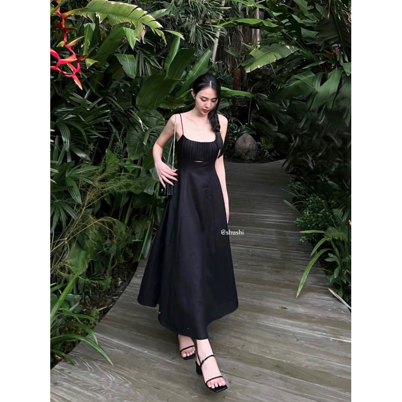 𝐖𝐚𝐯𝐢𝐞 𝐃𝐫𝐞𝐬𝐬 - Đầm Xếp Ngực Linen Tưng Cao Cấp