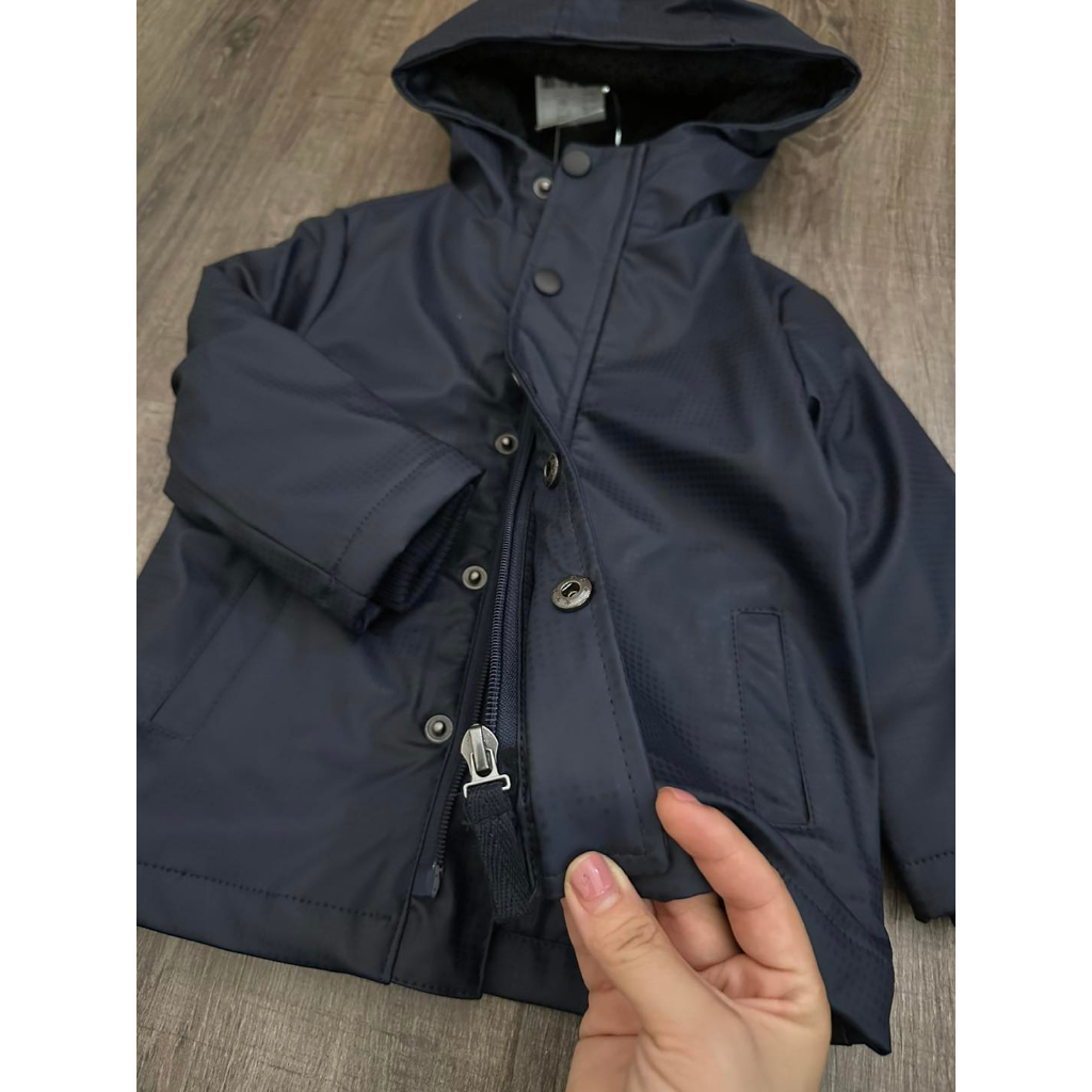 Áo khoác raincoat đơn giản vân bóng cho bé