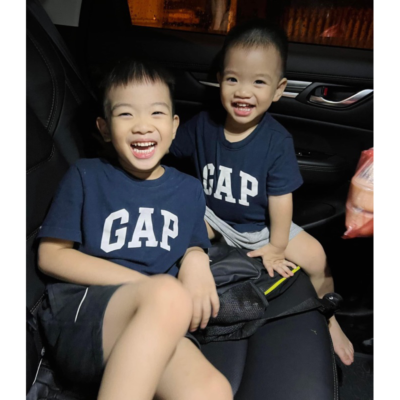 Set 2 áo GAP săn sale US size 18-24m đến 5y