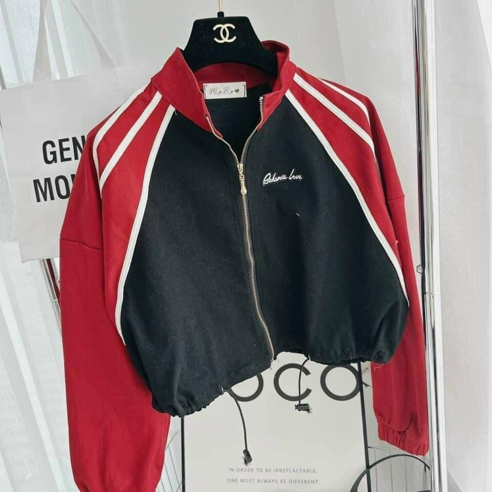 Áo khoác dù croptop xanh phối đỏ from rộng bo suông dây rút