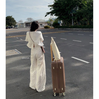 TEE | mir.byhi | Áo thun độn vai (có thể tháo rời)