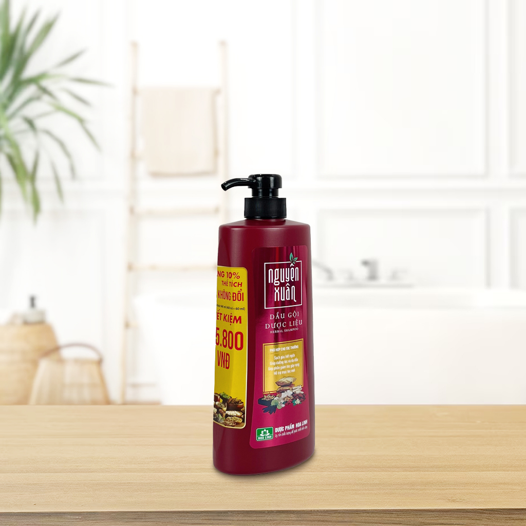 Dầu gội Dược liệu Nguyên Xuân Nâu 600ml - Dành cho tóc thường - Tặng thêm 10% thể tích giá không đổi