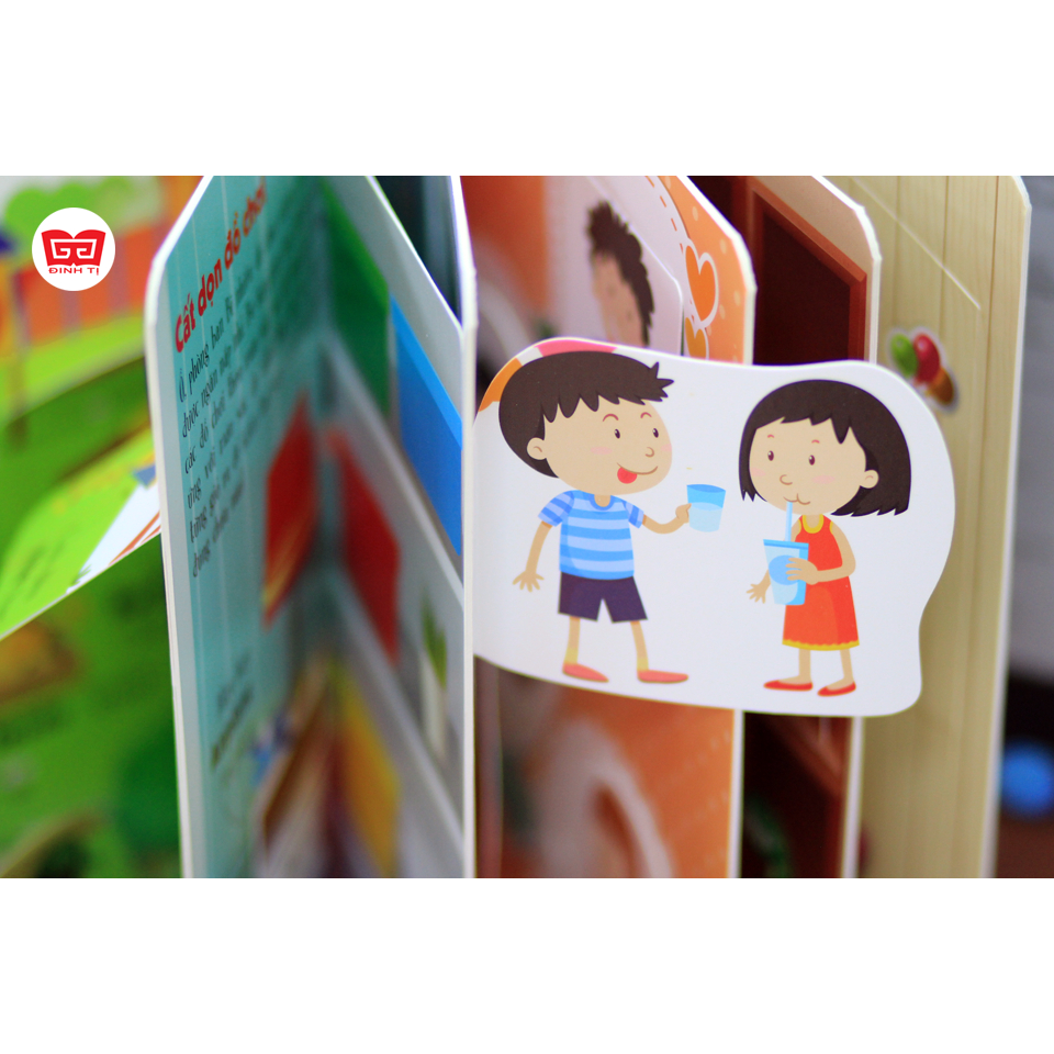 Sách - Lift-The-Flap- Lật mở khám phá - Stuff and toys - Những đồ vật quanh em - Đinh Tị Books