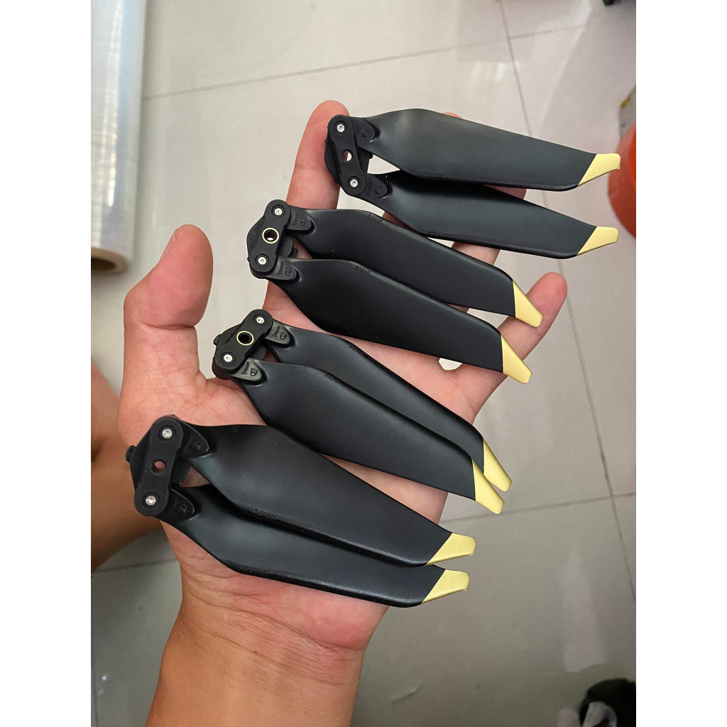 Cánh mavic pro platium và mavic pro