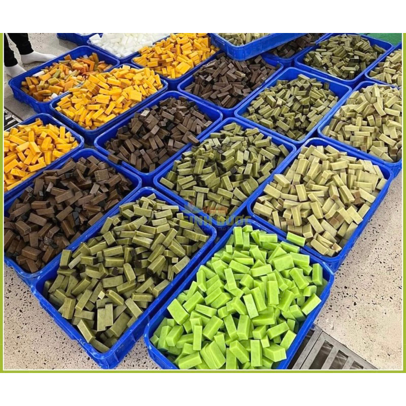 Vụn xà bông sinh dược 1kg tặng 2 túi lưới🌿Vụn đẹp,to,date mới,hạn dùng lâu