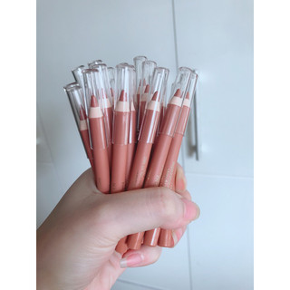 Chì kẻ viền môi Estee Lauder