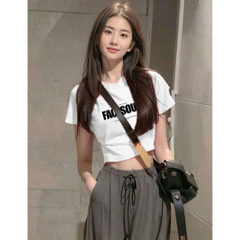 Áo Croptop Kiểu Nữ FaceSouth màu trắng nữ