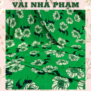 Vải lụa cát hoa trắng nền xanh lá-khổ 1.5m-vải nhà phạm