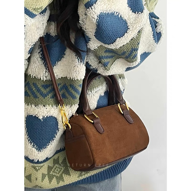 Túi trống nâu đậm quai da