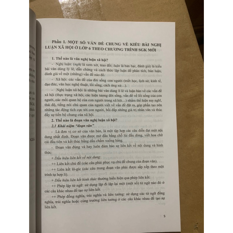 Sách - Hướng dẫn kĩ năng viết đoạn văn nghị luận xã hội 6