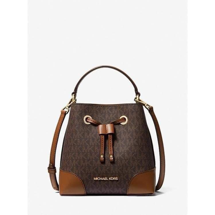 Túi Michael Kors Mercer Small Logo Bucket Bag - Màu đen 35F2SM9M
