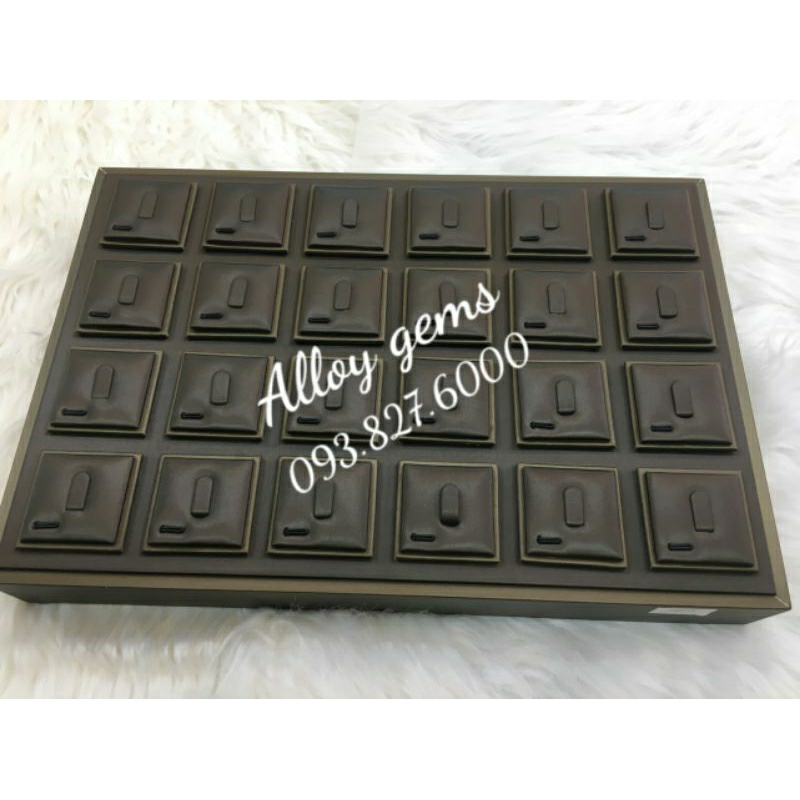 Khay bày trang sức