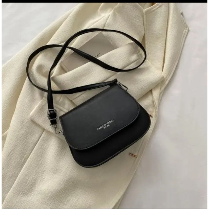 Túi Xách Nữ Đẹp Đeo Chéo Đeo Vai Ngăn Rộng Dây Da 2023