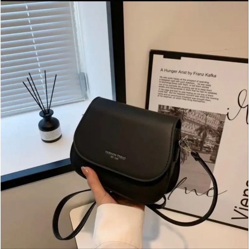 Túi Xách Nữ Đẹp Đeo Chéo Đeo Vai Ngăn Rộng Dây Da 2023