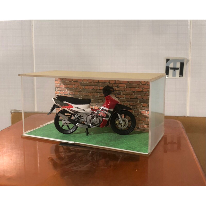 Mô hình Suzuki Satria 2000 tỉ lệ 1:18 | Scale 1:18
