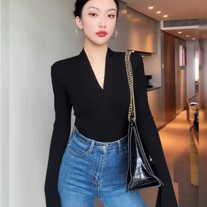 Áo thun tay dài cổ chữ V dáng ôm thời trang thu đông cho nữ thanh lịch -Tinahouse.2021