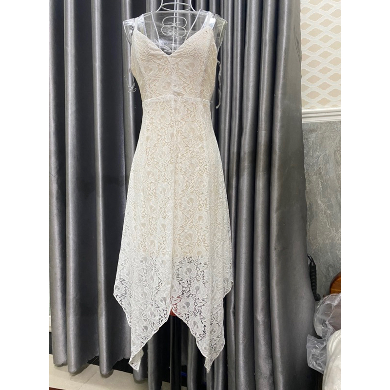 Đầm dây ren 2 lớp,lỗi màu hồng lợt soi mới thấy