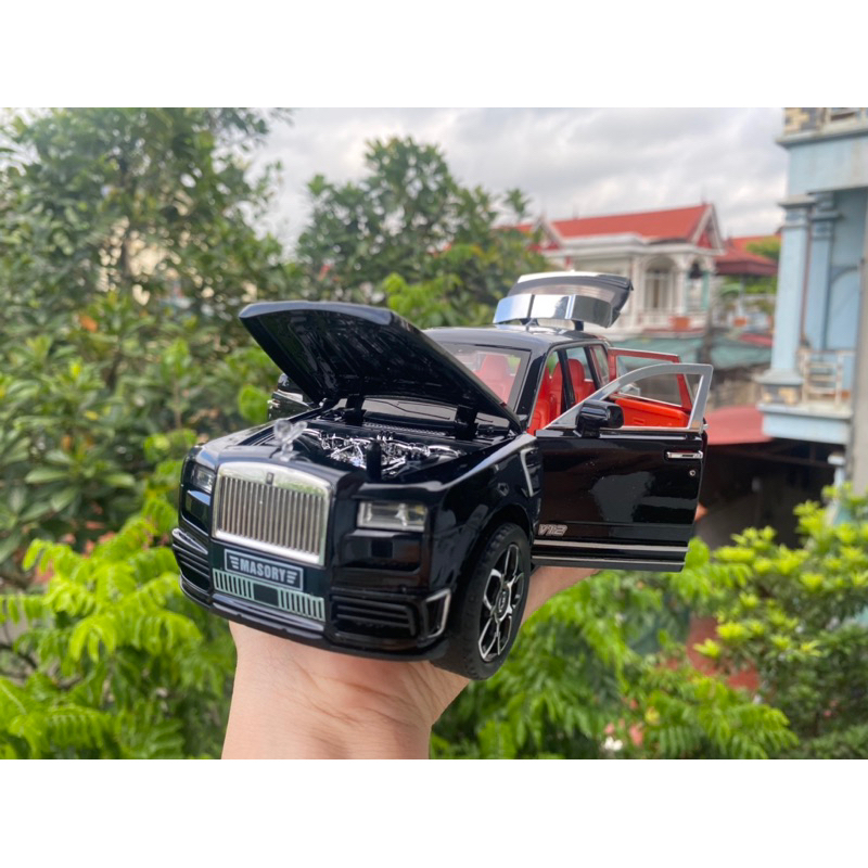 Xe mô hình Rolls-Royce CULLINAN Mansory 1:24