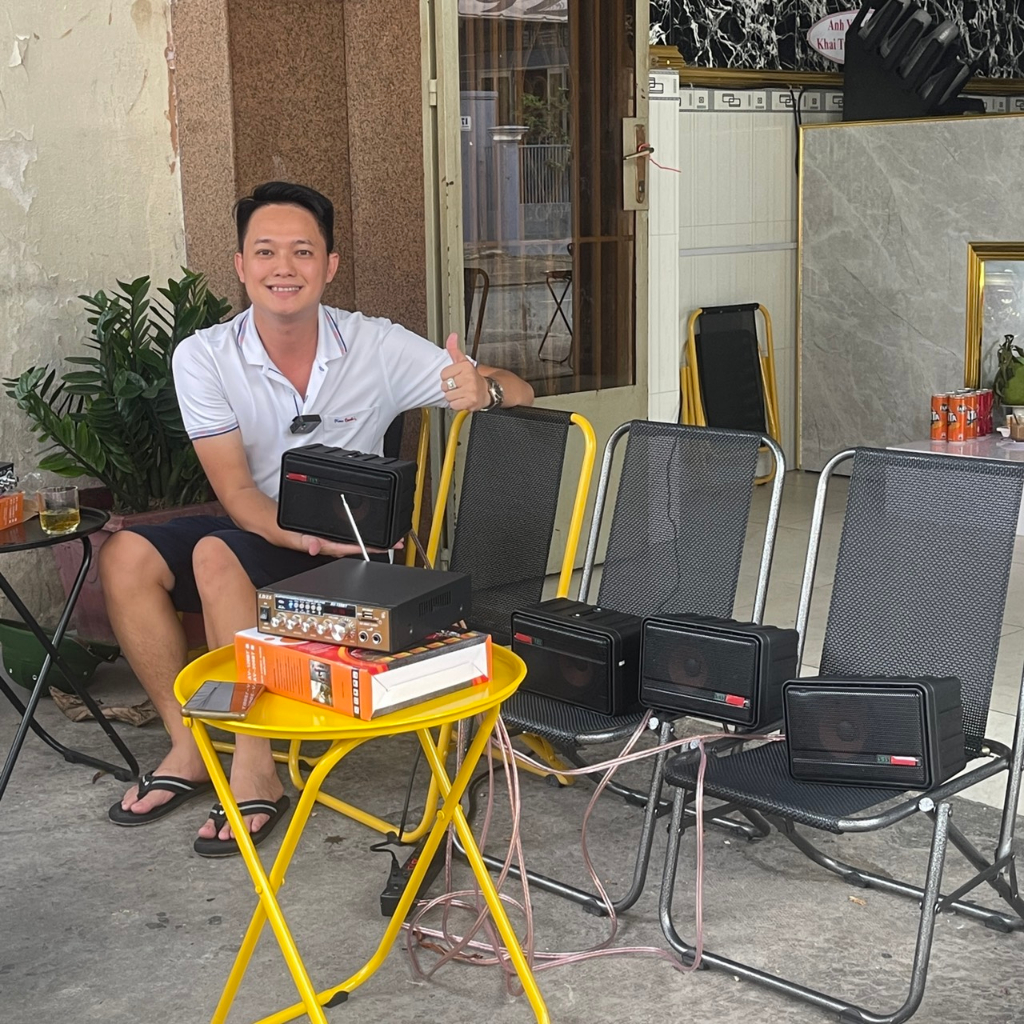 Combo 4 Loa treo tường Nghe Nhạc 151 và Amply 128BT, dành cho quán cà phê, sân vườn, spa, trường học, công xưởng.