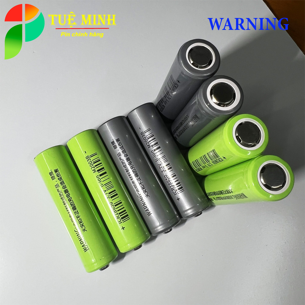 Pin sạc 18650 / pin 18650 3.7V 2000mah/ 2500mah đầu bằng, đầu lồi, dùng cho quạt MINI,đèn pin,Tông Đơ,Sạc Dự phòng