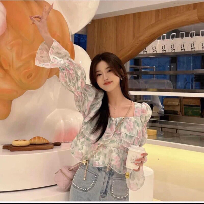 Áo voan tơ hoa cổ vuông